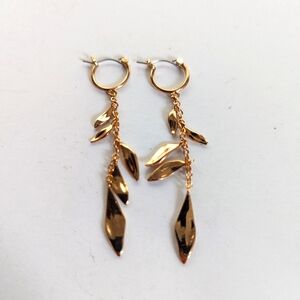 Gold Tone Delicate Feminine Dangly Leaf Huggie Hoop Earrings NWOT